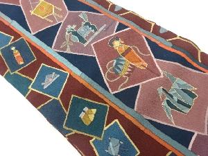 縮緬地金彩縞に色紙・玩具模様名古屋帯